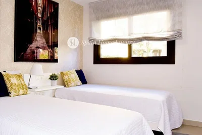 Schlafzimmer; tageslicht, moderner stil