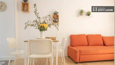 Salon; lumière naturelle, style moderne