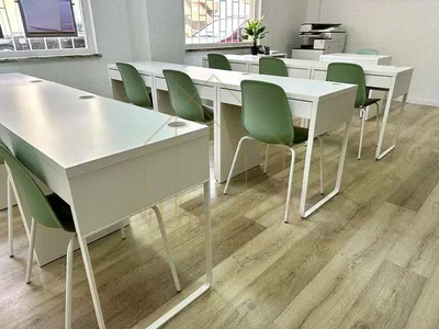 Salon; parquet, lumière naturelle