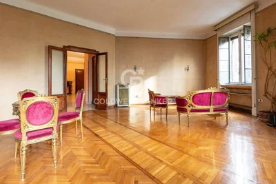Wohnzimmer; holzboden, tageslicht, rustikaler stil