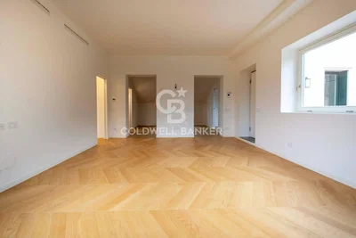 Salon; parquet, lumière naturelle