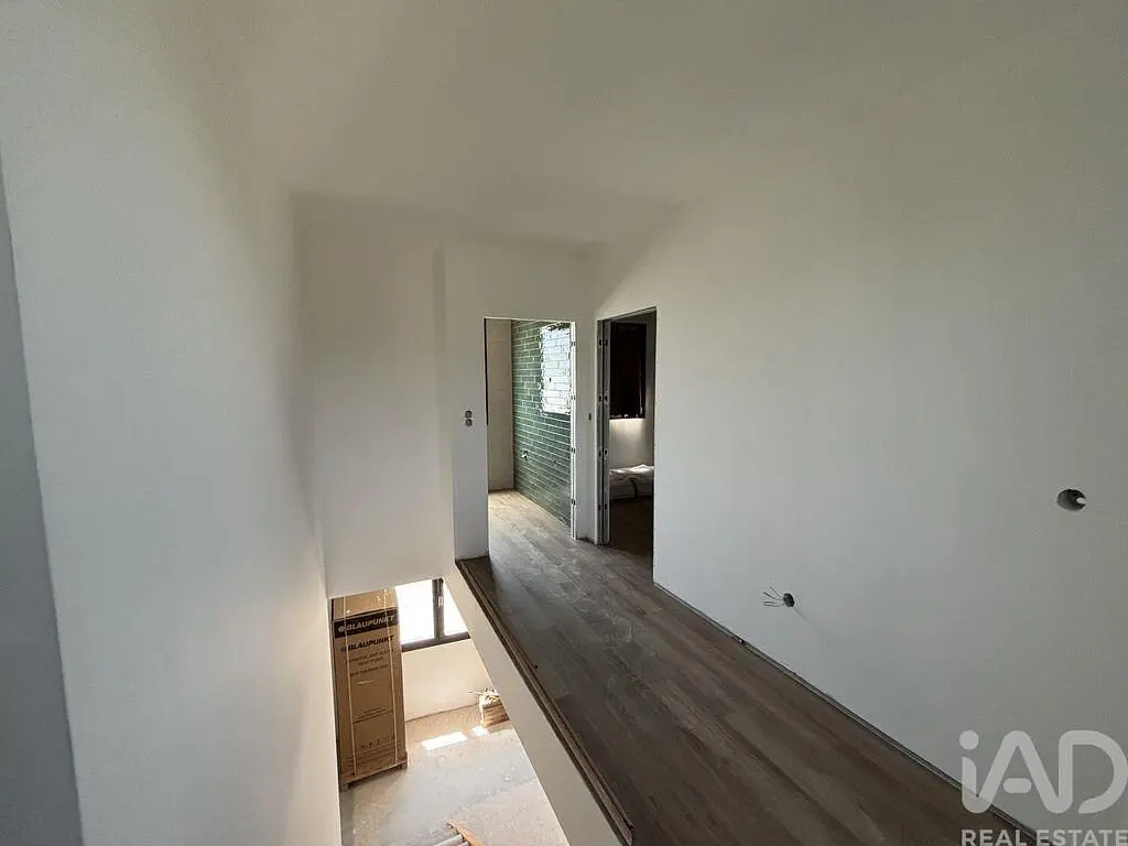 Salon; parquet, lumière naturelle