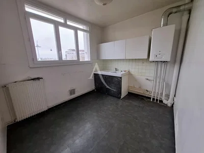 Mutfak; tadilat gerekiyor, doğal ışık