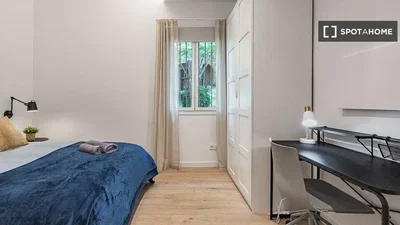 Schlafzimmer; holzboden, tageslicht