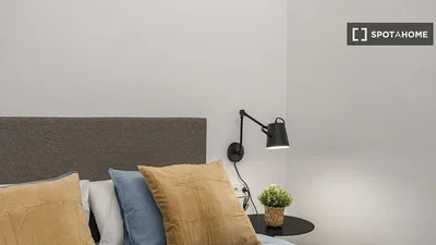 Schlafzimmer; tageslicht, moderner stil