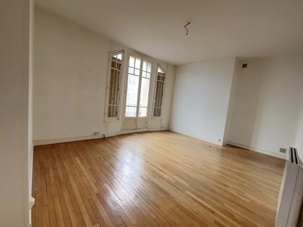 Living room; wood floor, natural light
