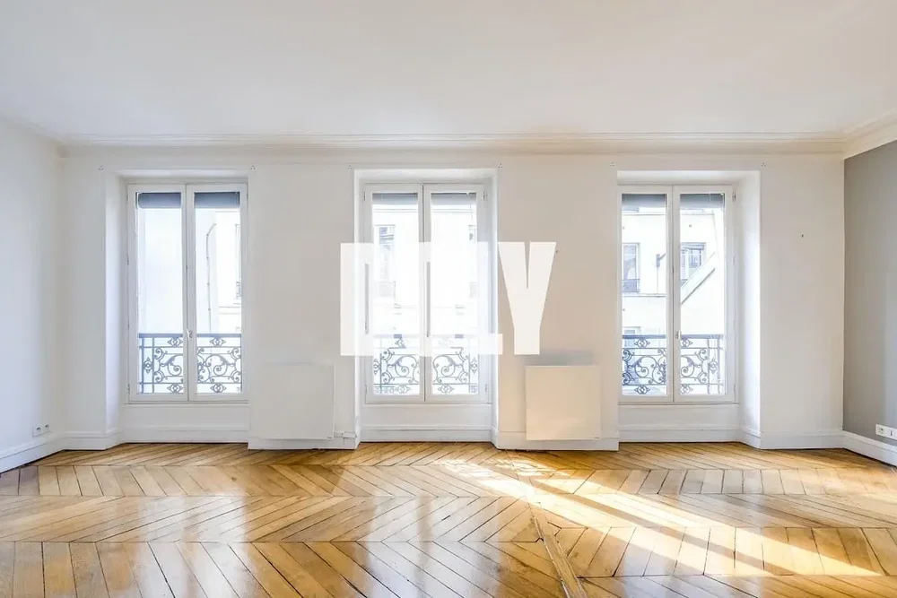 Salon; parquet, lumière naturelle
