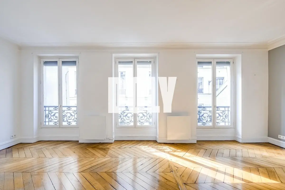 Salon; parquet, lumière naturelle
