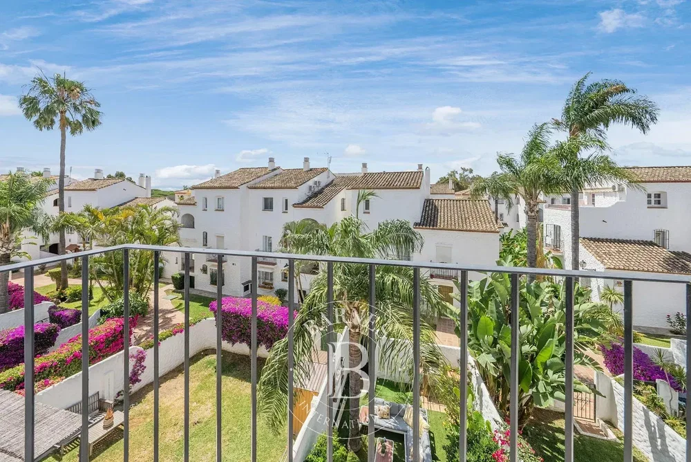 Balkon; výhled, přirozené světlo