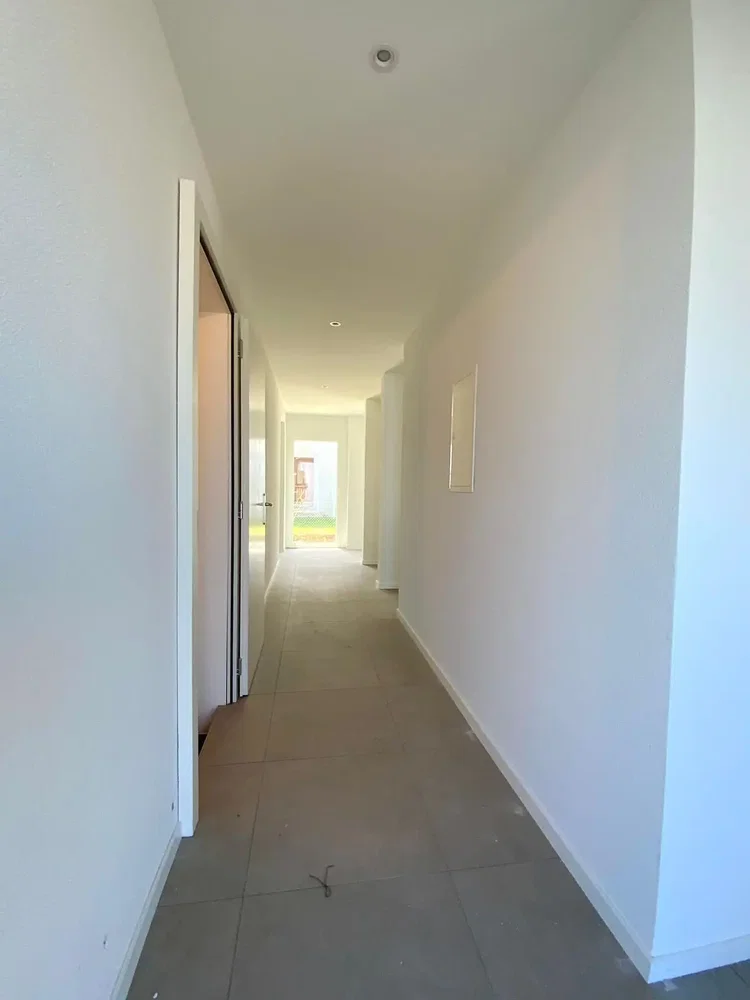 Other; tile floor, natural light