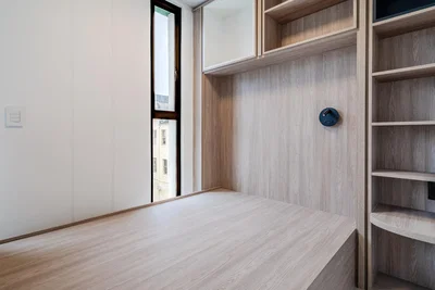 Chambre; parquet, lumière naturelle