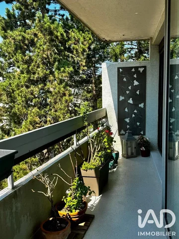 Balkon; doğal ışık, manzara