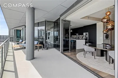 Balkon; manzara, mutfak aletleri, doğal ışık, modern stil