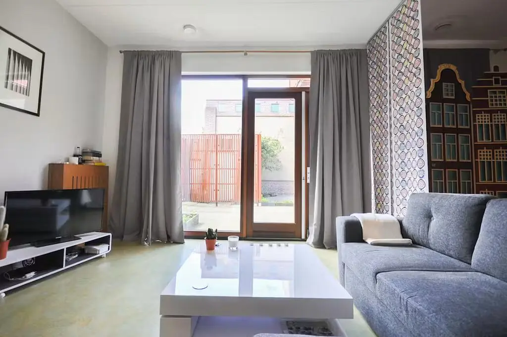 Living room; natural light, modern style