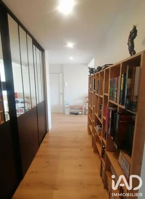 Autre; parquet, lumière naturelle