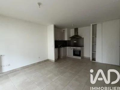 مطبخ; أرضية من البلاط, أجهزة المطبخ