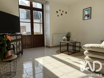 Wohnzimmer; fliesenboden, tageslicht