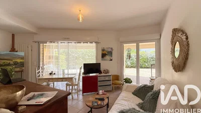Wohnzimmer; tageslicht, moderner stil