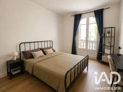 Chambre; parquet, lumière naturelle