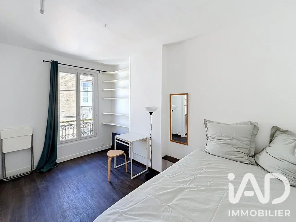 Chambre; parquet, lumière naturelle