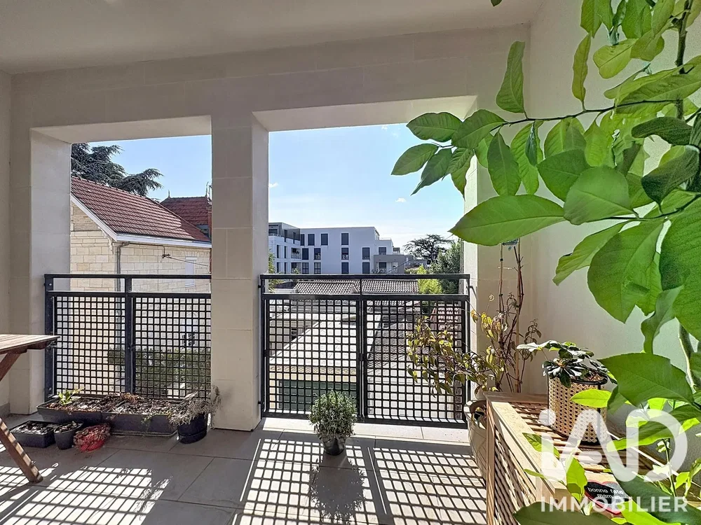 Balcone; luce naturale, vista