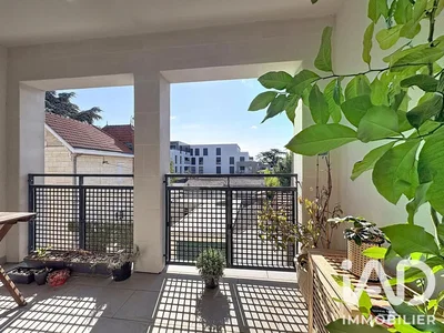 Balcone; luce naturale, vista