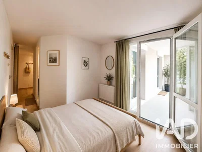 Schlafzimmer; tageslicht, moderner stil