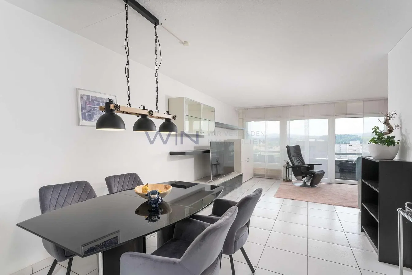 Living room; natural light, modern style, tile floor
