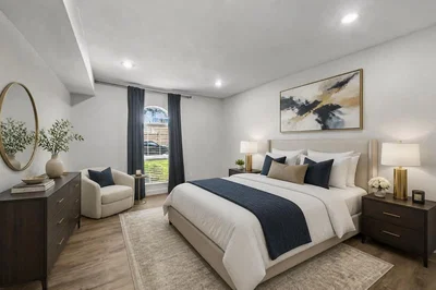 Camera da letto; pavimento in legno, luce naturale, stile moderno