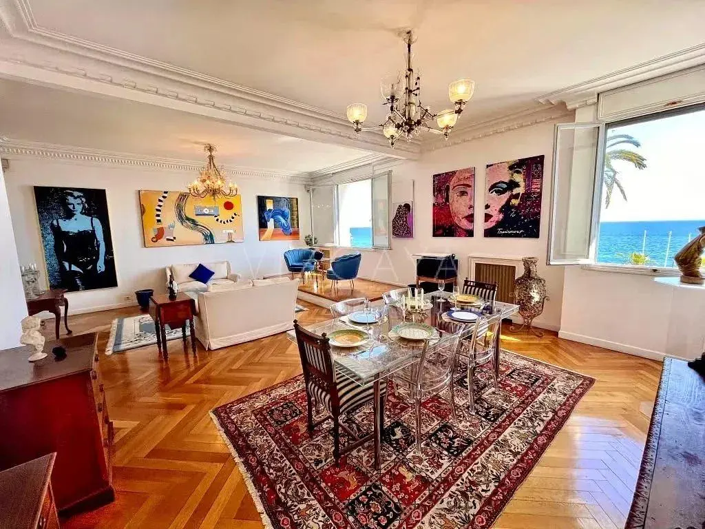 Living room; view, wood floor, natural light, modern style