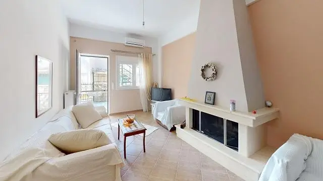 Living room; natural light, fireplace, modern style