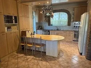 Cuisine; carrelage, électroménager