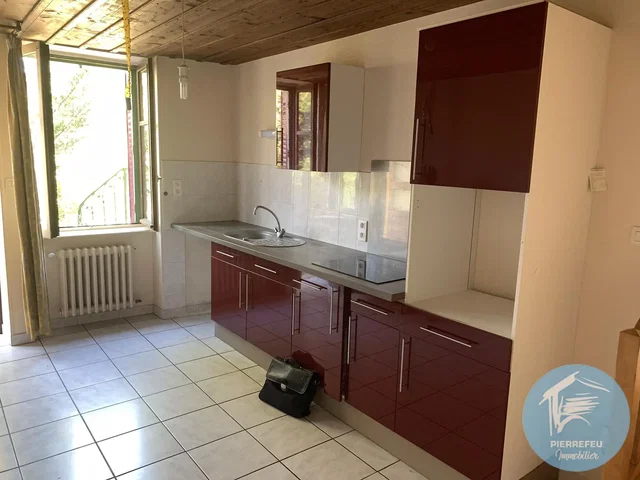 Kitchen; tile floor, natural light