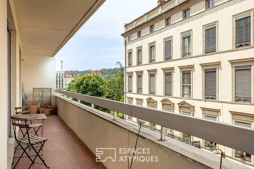 Balkon; pogled, prirodno svjetlo