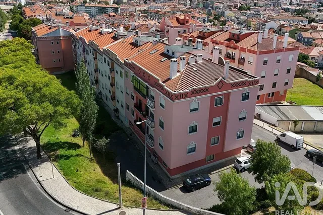 House and surroundings
