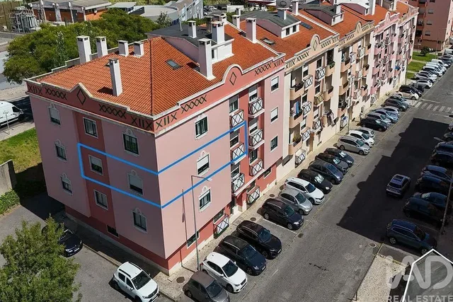 House and surroundings