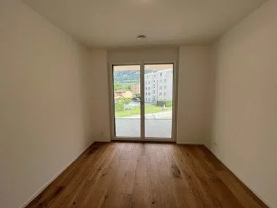 Altro; pavimento in legno, luce naturale, vista