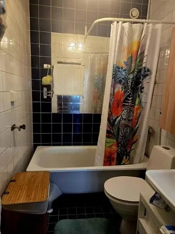 Banyo; fayans zemin