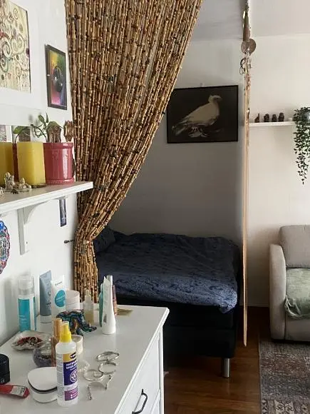Quarto; luz natural, estilo rústico