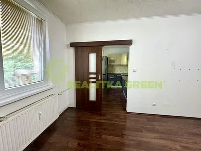 Salon; parquet, lumière naturelle