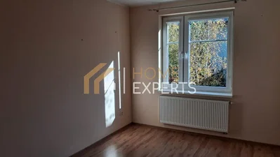 Autre; lumière naturelle, parquet