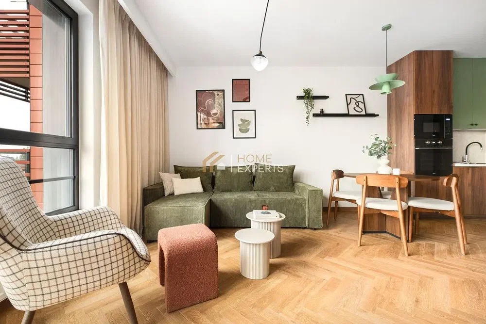Wohnzimmer; moderner stil, holzboden, tageslicht, küchengeräte