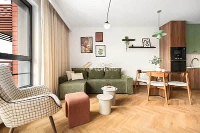 Wohnzimmer; moderner stil, holzboden, tageslicht, küchengeräte