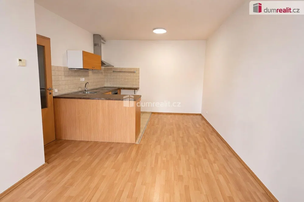 Kitchen; wood floor, tile floor, kitchen appliances