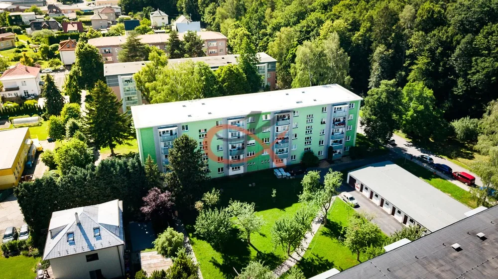 Haus und umgebung; blick, tageslicht