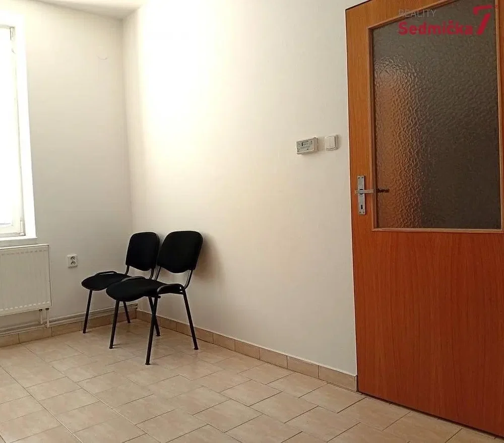 Остало; плочице, природно светло