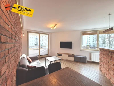 Living room; wood floor, natural light, modern style