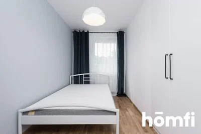 Slaapkamer; natuurlijk licht, houten vloer