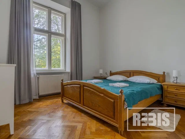 Bedroom; wood floor, natural light