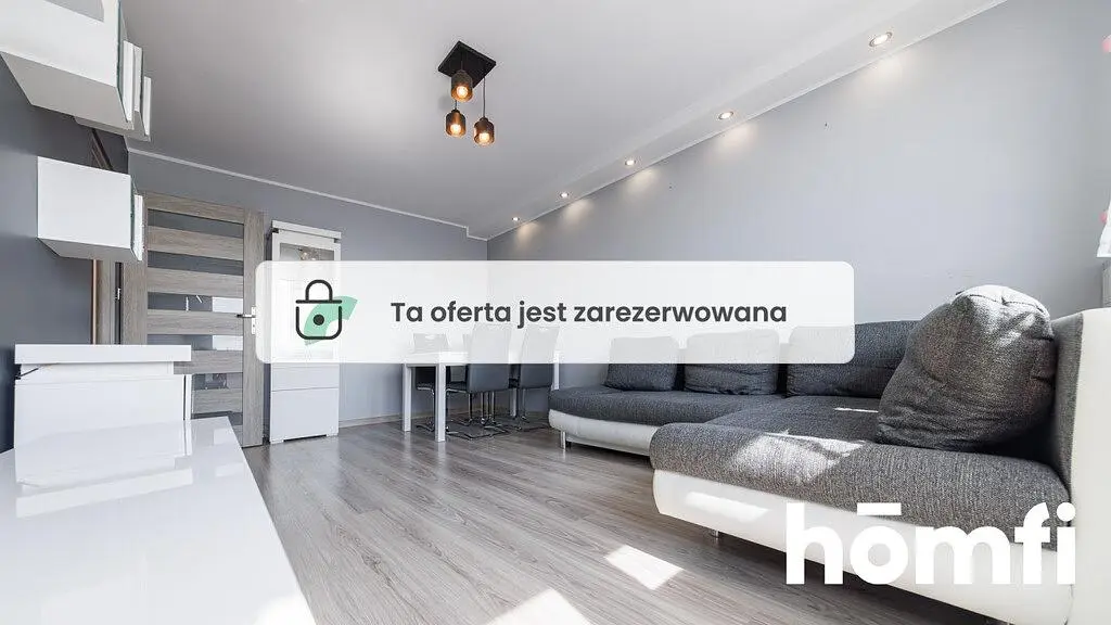 Wohnzimmer; tageslicht, holzboden, moderner stil